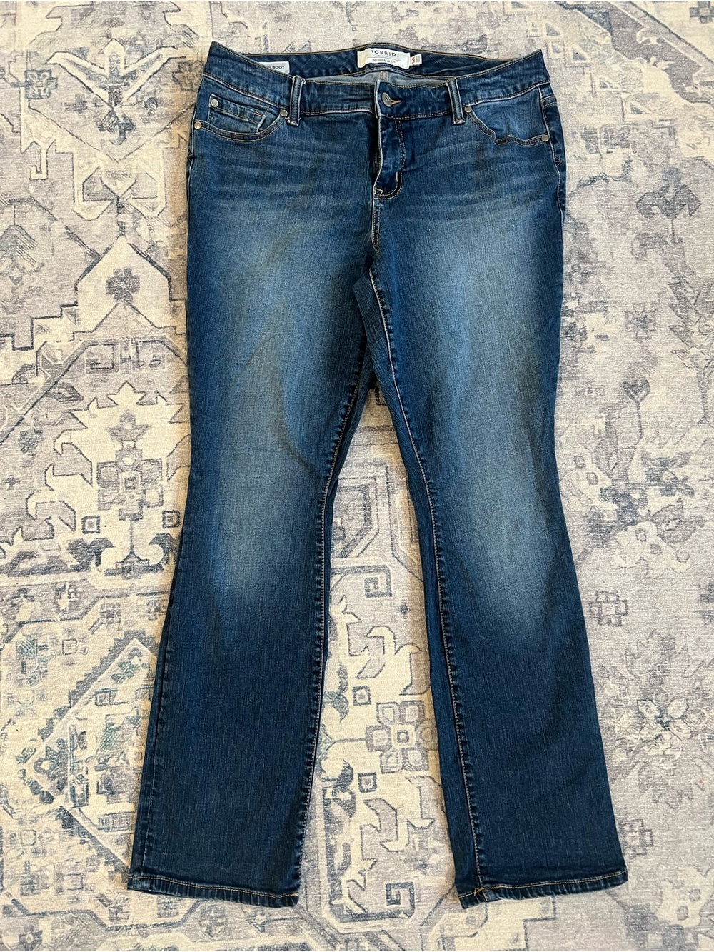 Torrid Barely Boot Jeans Size 14R Dark Wash Stretch 31.5” Inseam